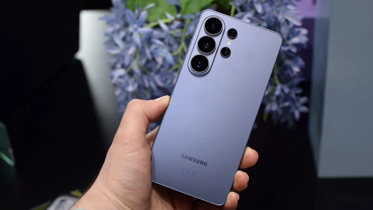 سامسونج تكشف عن سلسلة هواتف Galaxy S26 الجديدة: ميزات مبتكرة وتركيز على الخصوصية