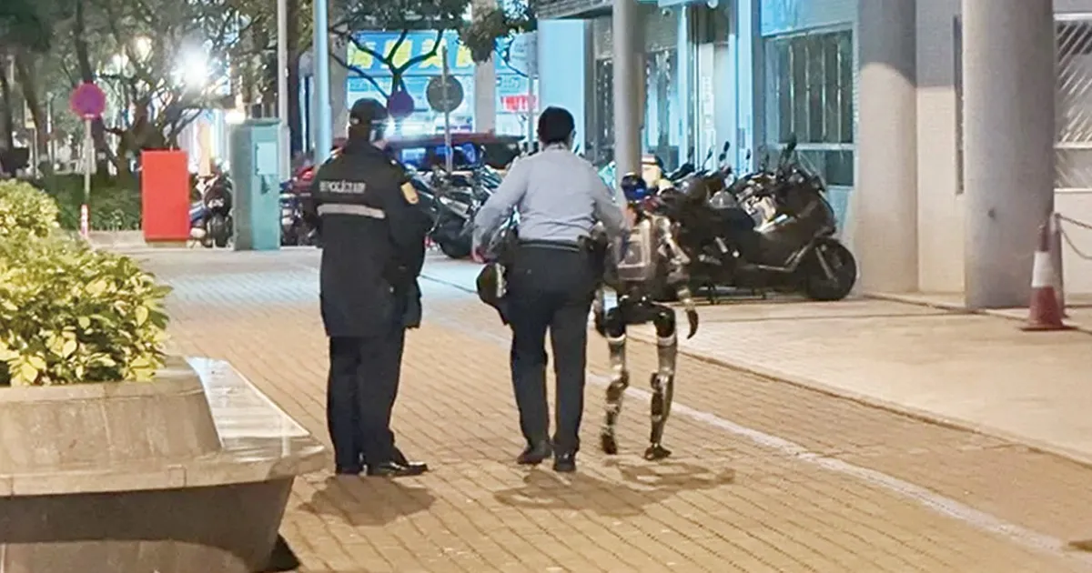 شرطة ماكاو توقف روبوتًا بشريًا بعد حادثة تسبب في دخول سيدة مسنة المستشفى