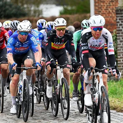 Tim Wellens Suffers Fractured Collarbone in Kuurne-Brussel-Kuurne Crash