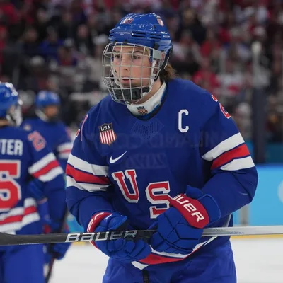Olympic Hockey Stars Make Surprise Cameo on Saturday Night Live