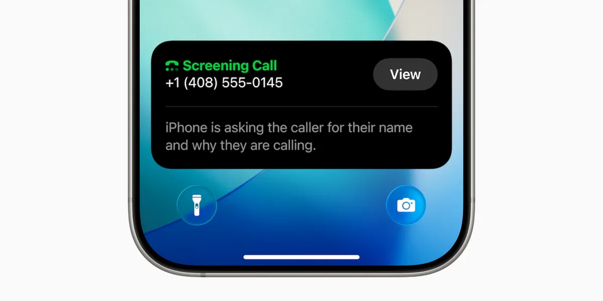 تحديث iOS 26 يعزز تجربة المكالمات بتحسينات ذكية في تطبيق الهاتف