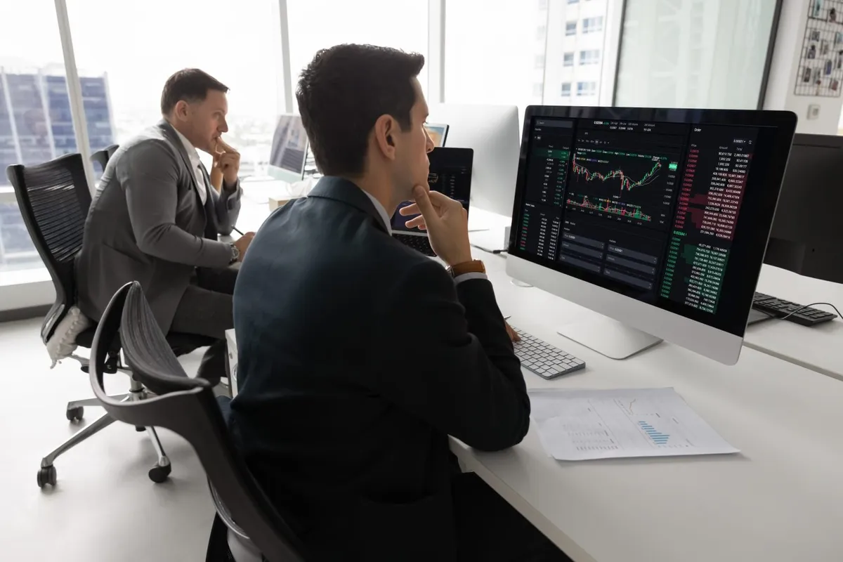 XRP، سولانا، وإيثيريوم: مقارنة شاملة لأفضل فرصة استثمارية في العملات الرقمية لشهر مايو