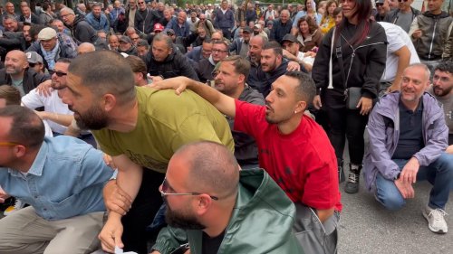 الصين: الزراعة العمودية للفراولة تحقق نجاحًا باهرًا بفضل التكنولوجيا