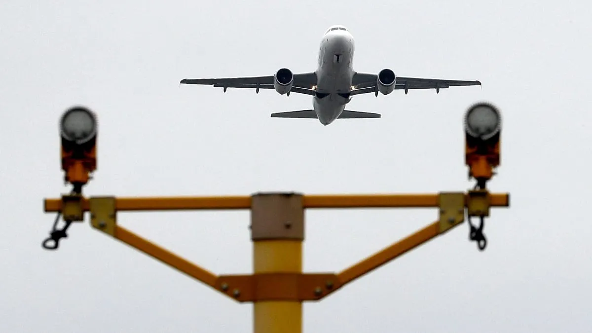 Global Airports' Carbon Footprint Revealed: European Hubs Among Top Polluters