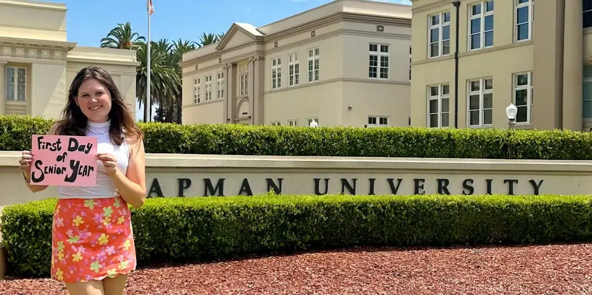 وحدة الجامعة: كيف أثرت وسائل التواصل الاجتماعي على العلاقات الاجتماعية في فترة الدراسة