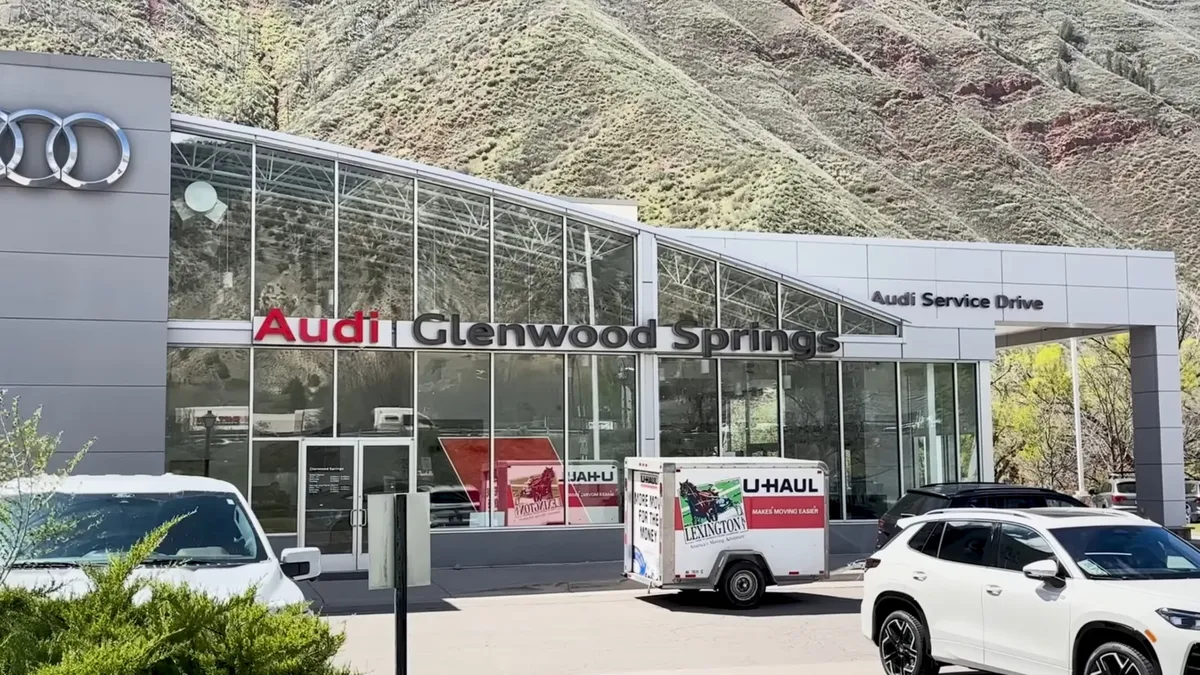 The Enduring "Scam" of the American Car Dealership Model
