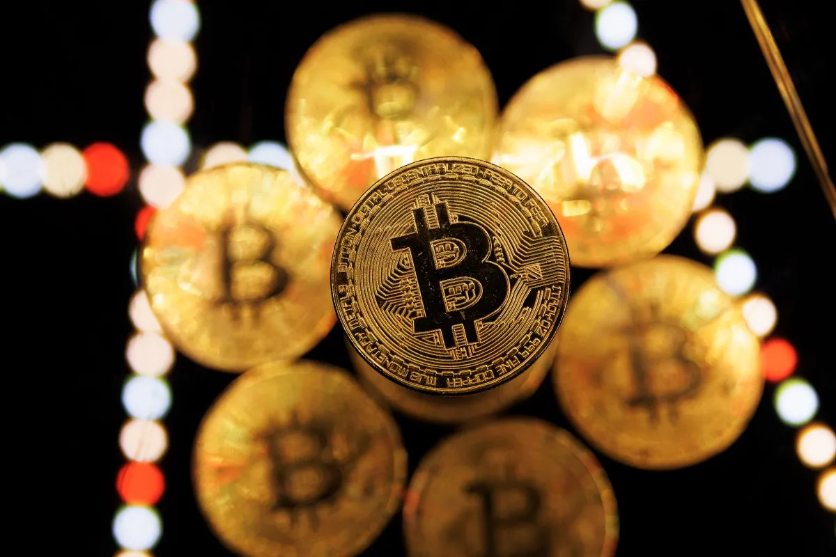 ارتفاع ملحوظ في الموافقات على تسجيل شركات الأصول المشفرة بالمملكة المتحدة: مؤشر على تغير نهج الرقابة المالية