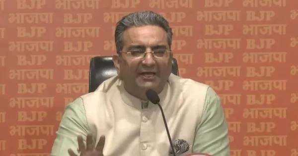 دادگاه عالی دهلی دستور حذف پستی علیه گواراو باتیا، وکیل و سیاستمدار BJP، را صادر کرد