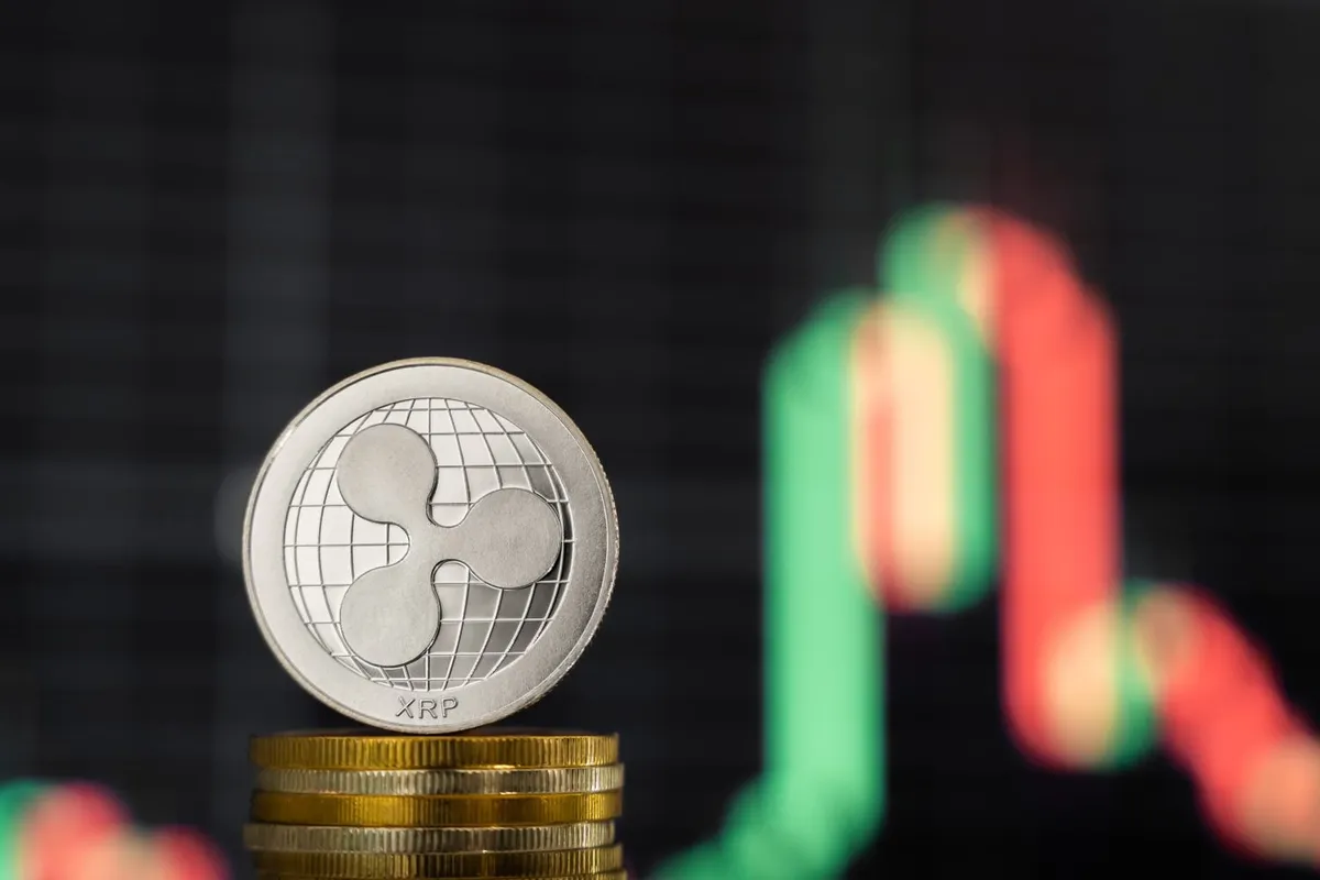 محللة أسواق مالية: هل ينجح XRP في استعادة عافيته بعد هبوطه لأدنى مستوى في 19 شهرًا؟