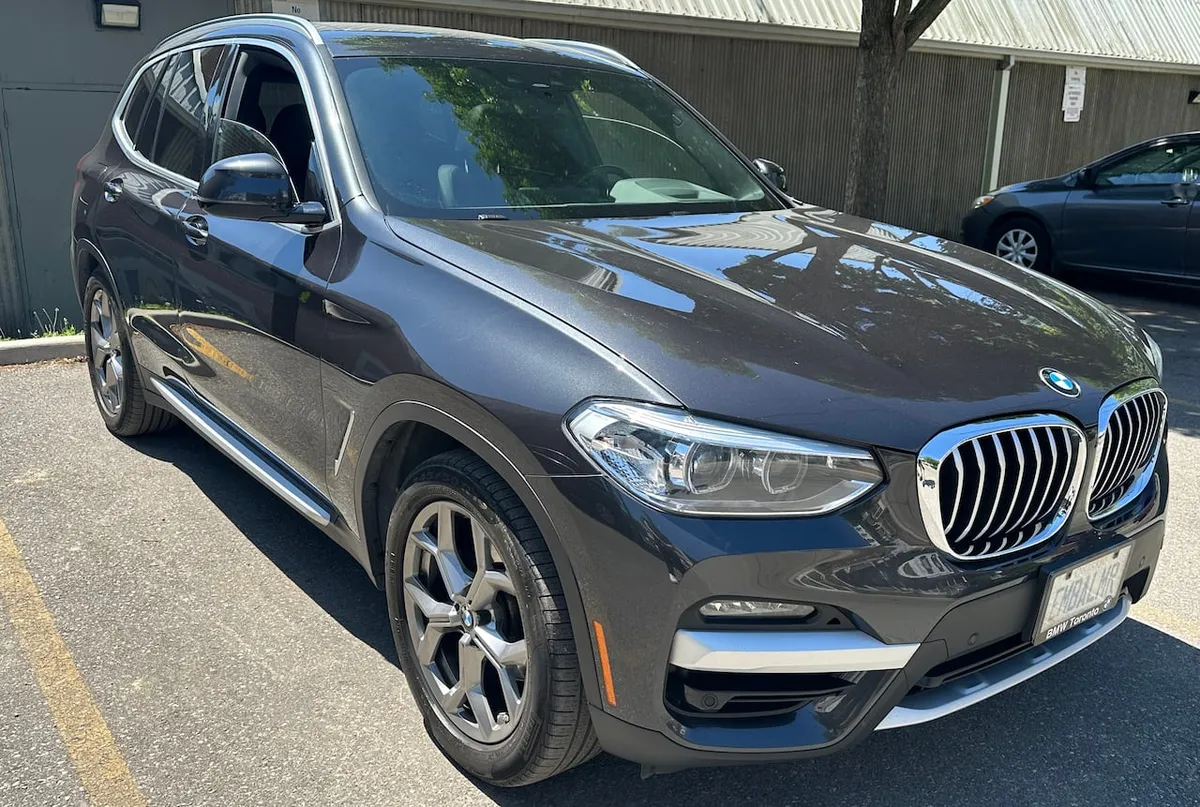 روبوت الدردشة التابع لـ BMW يثير جدلاً: هل يمكن للذكاء الاصطناعي إبرام العقود؟