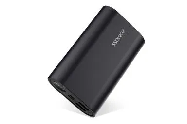 مقارنة Aukey Solar Pb P17 20000Mah {request()->input('language_config')['common']['with']} Romoss Longuard SE10 Plus بسعة 10000 مللي أمبير
