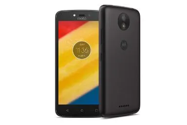 مقارنة Motorola Moto C Plus {request()->input('language_config')['common']['with']} زد تي إي Nubia Z9 Max