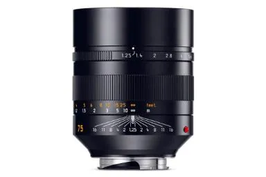 مقارنة Leica Noctilux M 75Mm F125 Asph {request()->input('language_config')['common']['with']} عدسة Zeiss Otus 100mm F1.4