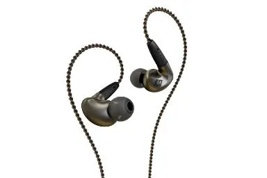 مقارنة Mee Audio Pinnacle P1 {request()->input('language_config')['common']['with']} Sennheiser Hd 300 Pro