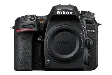 Nikon D7500