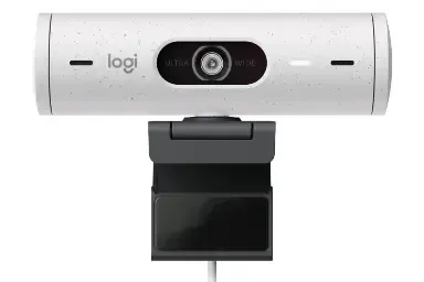مقارنة Logitech Brio 500 {request()->input('language_config')['common']['with']} Razer Kiyo Pro