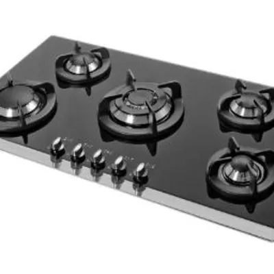 Akhavan V8