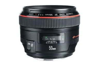 مقارنة Canon Ef 50Mm F12L Usm {request()->input('language_config')['common']['with']} Canon Ef 70 200Mm F28L Usm