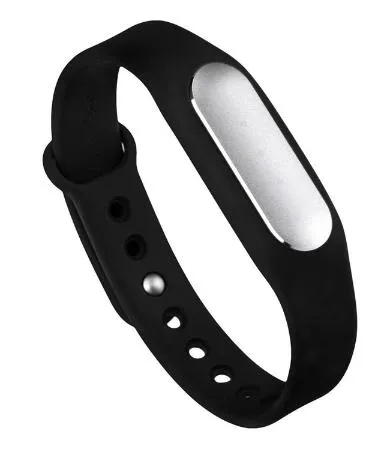 مقارنة Garmin Instinct Solar {request()->input('language_config')['common']['with']} Xiaomi Mi Band 1S
