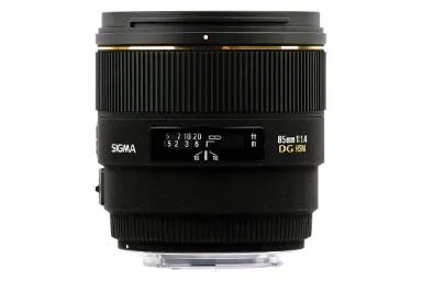 مقارنة Sigma 85Mm F14 Ex Dg Hsm {request()->input('language_config')['common']['with']} Sony Fe 85Mm F18