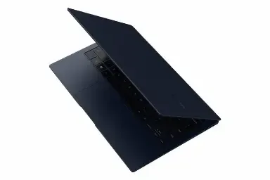مقارنة Microsoft Surface Laptop Core I5 8Gb 128Gb {request()->input('language_config')['common']['with']} Samsung Galaxy Book Pro 360 15 Core I7 1165G7 Iris Xe 16Gb 1Tb