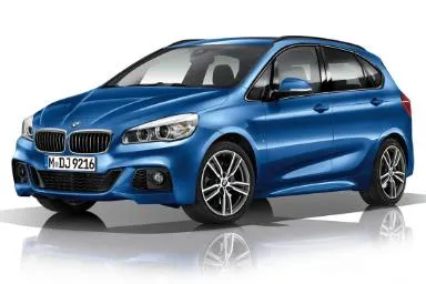 مقارنة Bmw 218I Active Tourer 2015 {request()->input('language_config')['common']['with']} Farda Sx5
