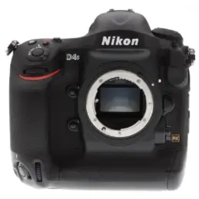 Nikon D4S