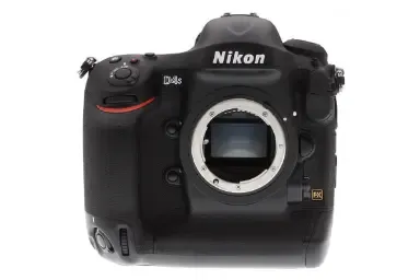 Nikon D4S