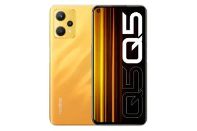 مقارنة Realme Q5 {request()->input('language_config')['common']['with']} زد تي إي Open