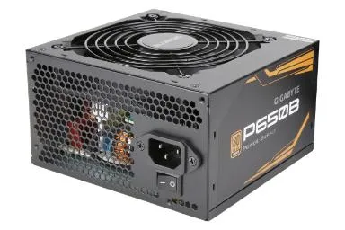 مقارنة جيجابايت P650B 650W {request()->input('language_config')['common']['with']} Silverstone Et700 Mg 700W