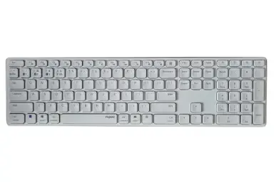 مقارنة Logitech K260 {request()->input('language_config')['common']['with']} Rapoo E9500G
