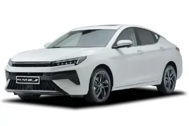 مقارنة Jac Kmc J7 {request()->input('language_config')['common']['with']} Renault Megane 2000