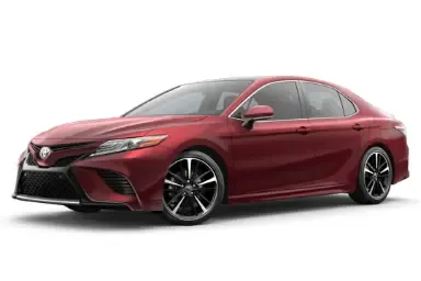 مقارنة Ikco Samand Soren Elx Ef7 57511 {request()->input('language_config')['common']['with']} Toyota Camry 2019