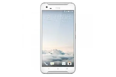 مقارنة Htc One X9 {request()->input('language_config')['common']['with']} زد تي إي Voyage 40 Pro Plus