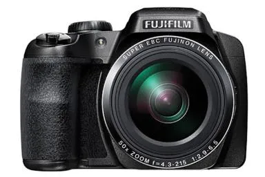 مقارنة Fujifilm Finepix S9900W {request()->input('language_config')['common']['with']} Sony A6700