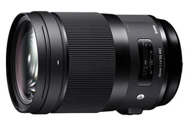 مقارنة Fujifilm Xf 35Mm F14 R {request()->input('language_config')['common']['with']} Sigma 40Mm F14 Dg Hsm  A