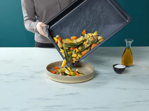 صورة قطعة بديلة للميكروويف والفرن Electrolux M9OOEC02