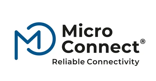 مقارنة كابل ساتا Microconnect SAT15010A1C6 مع كابل بيانات ساتا StarTech.com مقاس 8 بوصة مع مزلاج - أنثى/أنثى